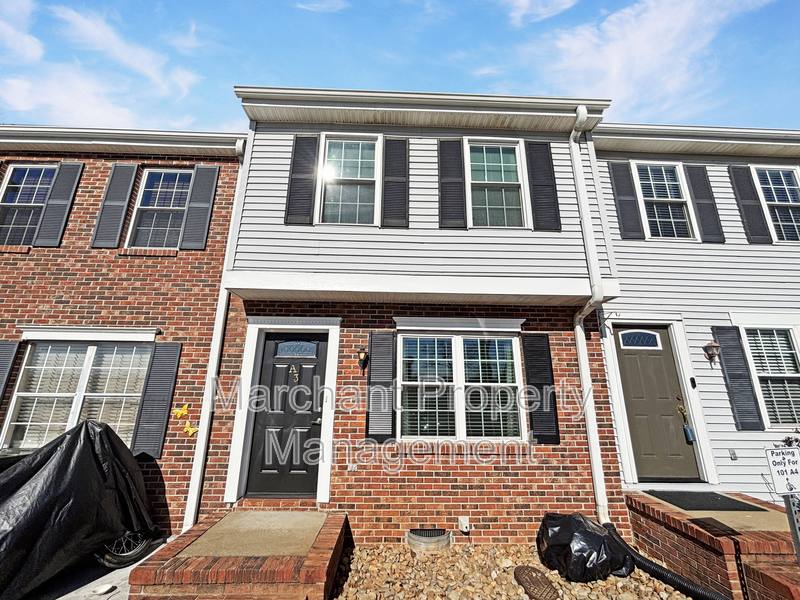Townhouse for rent at 101 Pendleton Court #A3, Easley, SC 29640