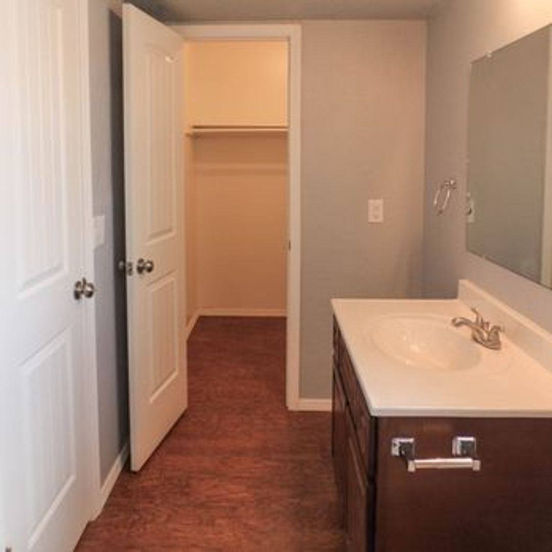 Apartment for rent at 616 SW 59th St, Oklahoma City, OK 73109