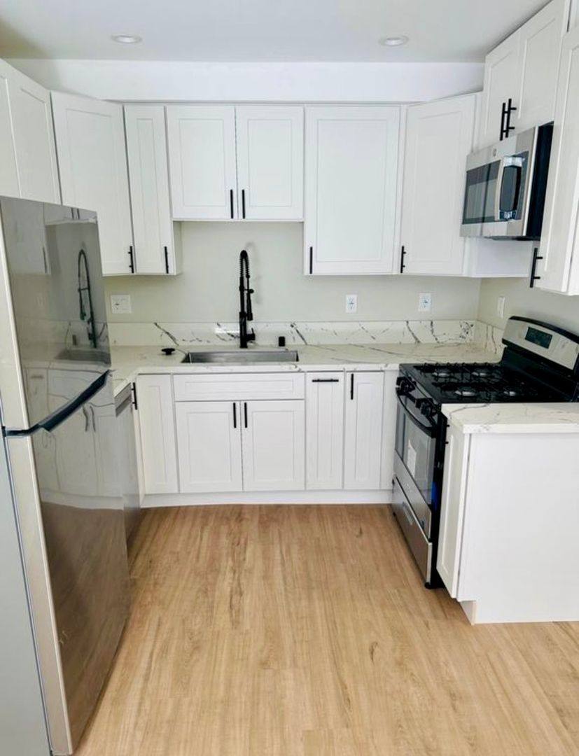 Apartment for rent at 1923 Vanderbilt Lane, Redondo Beach, CA 90278