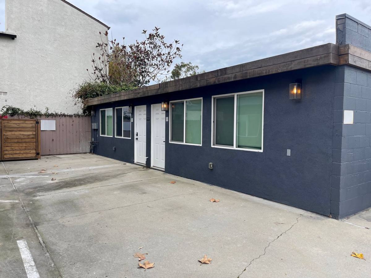 Apartment for rent at 1923 Vanderbilt Lane, Redondo Beach, CA 90278