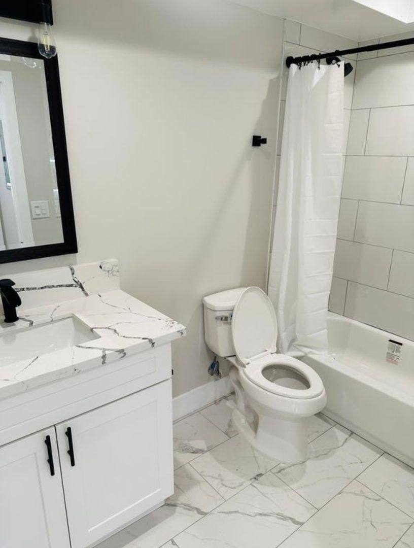 Apartment for rent at 1923 Vanderbilt Lane, Redondo Beach, CA 90278