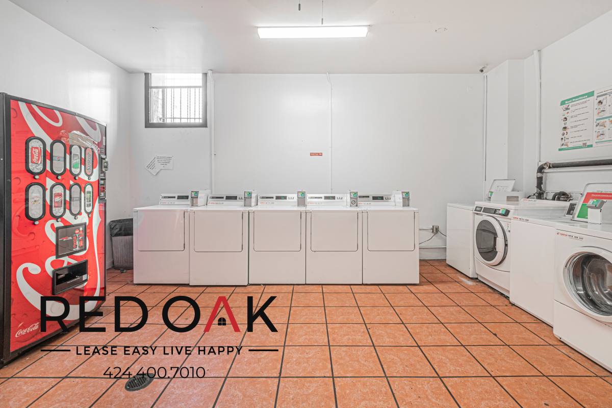 Condo for rent at 744 Beacon Ave #204, Los Angeles, CA 90017