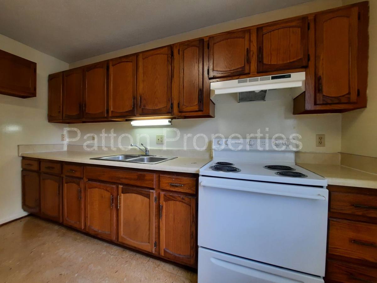 Apartment for rent at 307 309 Lyles St, Cayce, SC 29033