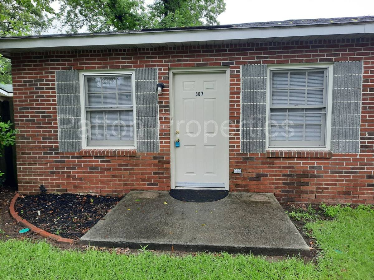 Apartment for rent at 307 309 Lyles St, Cayce, SC 29033