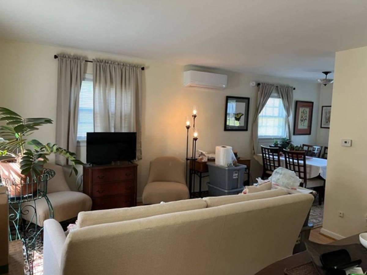 Apartment for rent at 203 Myers St, Lexington, VA 24450