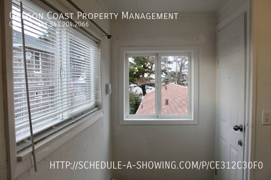 Apartment for rent at 20 Graham Ave #5, Depoe Bay, OR 97341