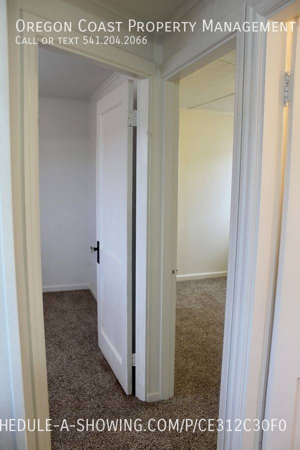 Apartment for rent at 20 Graham Ave #5, Depoe Bay, OR 97341