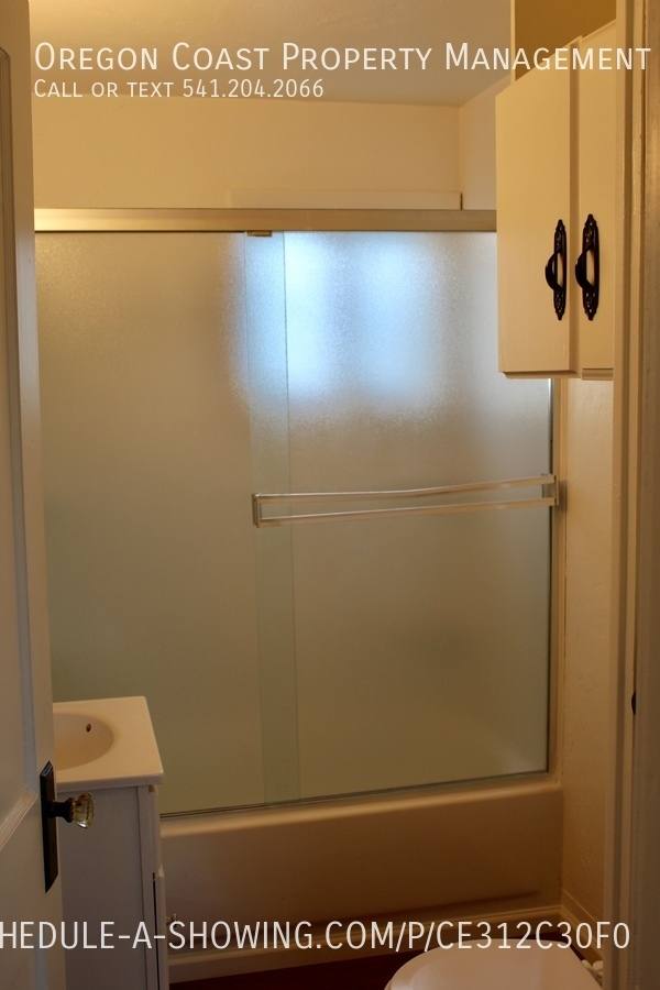 Apartment for rent at 20 Graham Ave #5, Depoe Bay, OR 97341