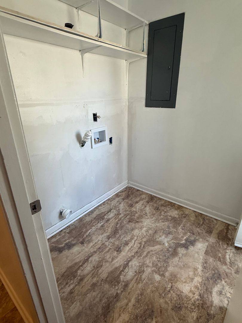 Townhouse for rent at 101-103 N Redwood Lane, Muncie, IN 47304
