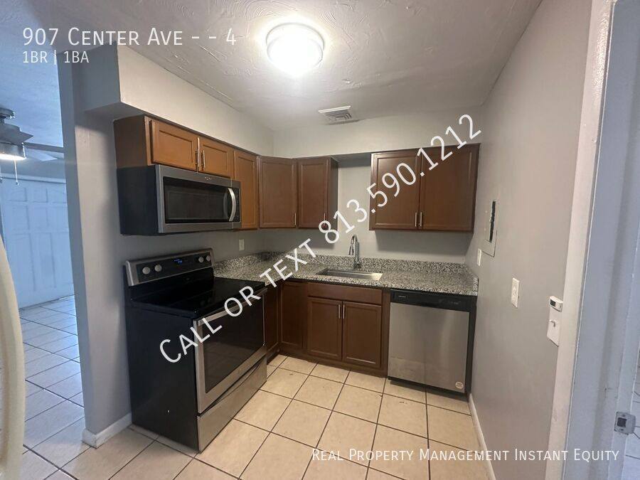 Apartment for rent at 907 Center Ave #4, Haines City, FL 33844