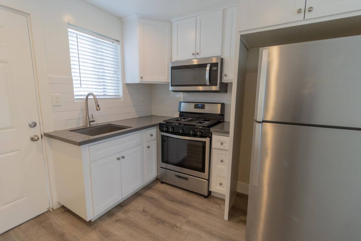 Apartment for rent at 415 Grant St, Oceanside, CA 92054