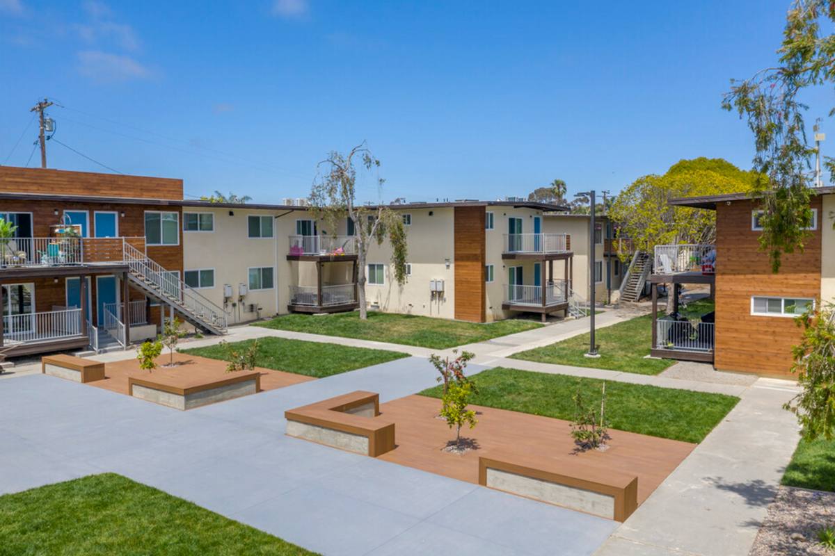 Apartment for rent at 415 Grant St, Oceanside, CA 92054