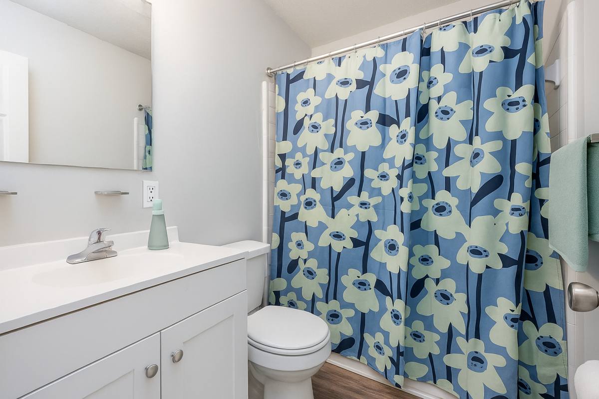 Townhouse for rent at 105 Regency Dr, Central, SC 29630