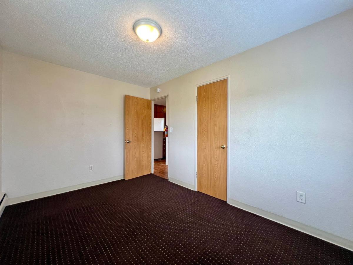 Apartment for rent at 109 16th St NE, Rochester, MN 55906