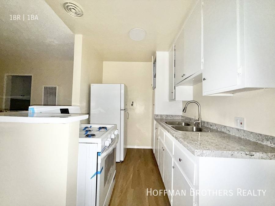 Apartment for rent at 1550 S Westgate Ave #1, Los Angeles, CA 90025