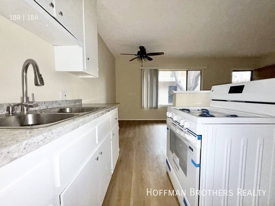 Apartment for rent at 1550 S Westgate Ave #1, Los Angeles, CA 90025