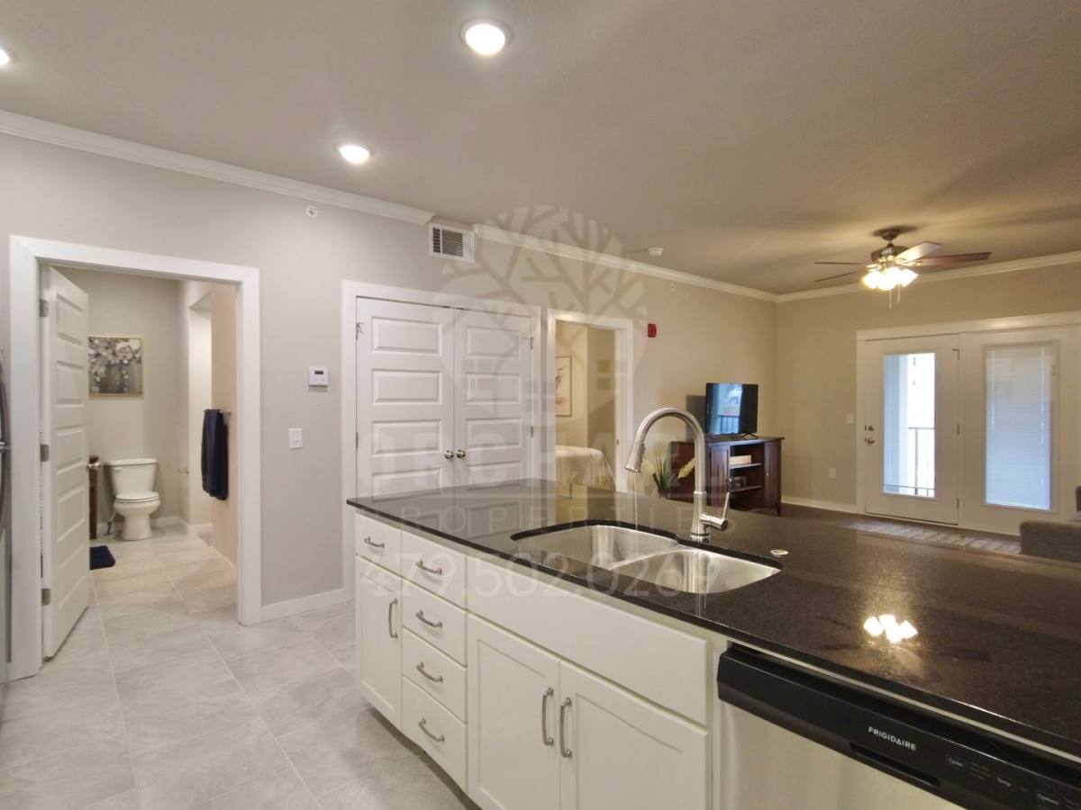Apartment for rent at 2000 E Brookview Circle, Siloam Springs, AR 72761