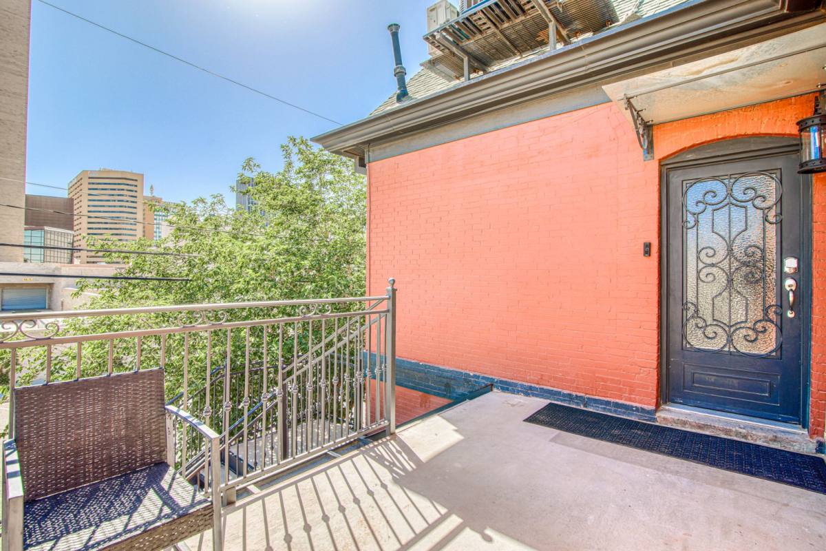 Apartment for rent at 702 Myrtle Ave, El Paso, TX 79901