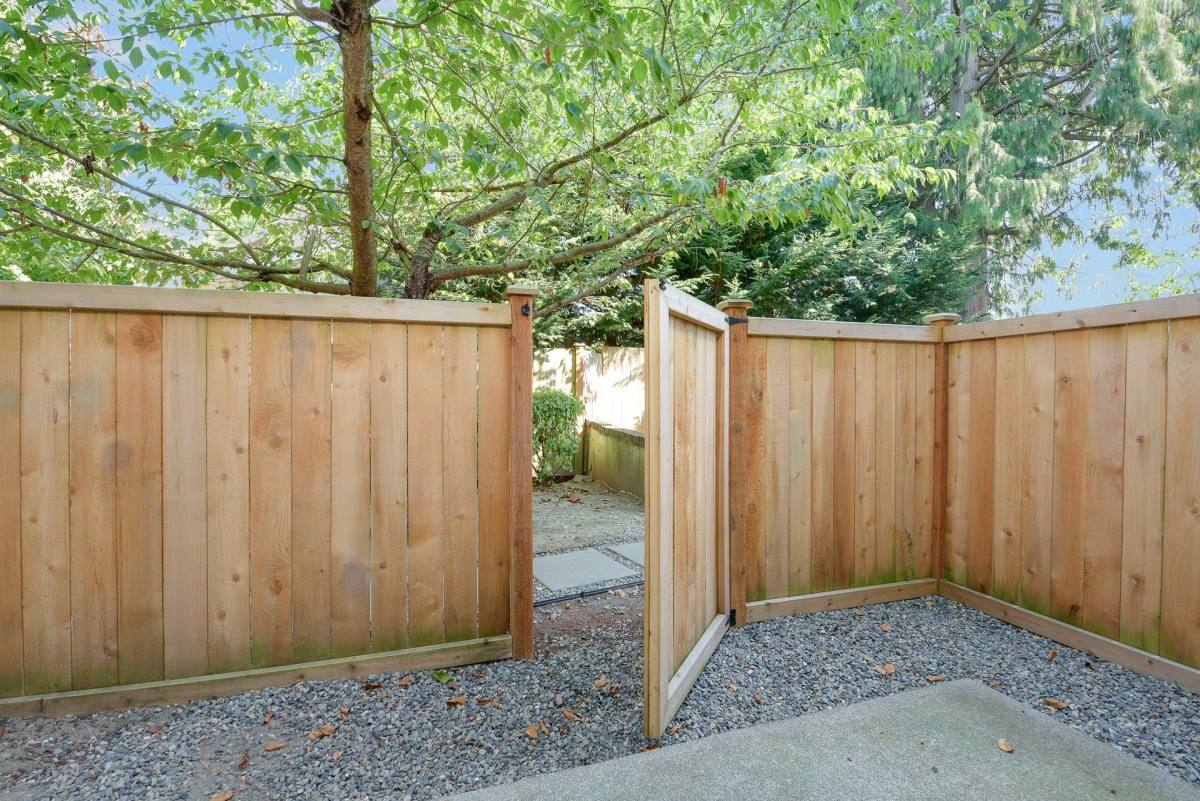 Apartment for rent at 11222 - 11244 Greenwood Ave N, Seattle, WA 98133