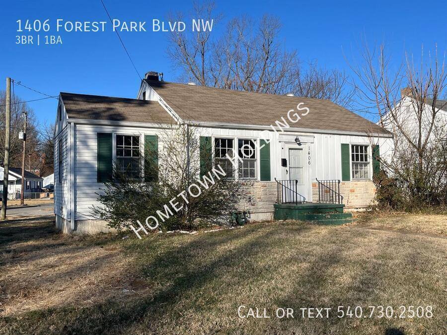 House for rent at 1406 Forest Park Blvd NW, Roanoke, VA 24017