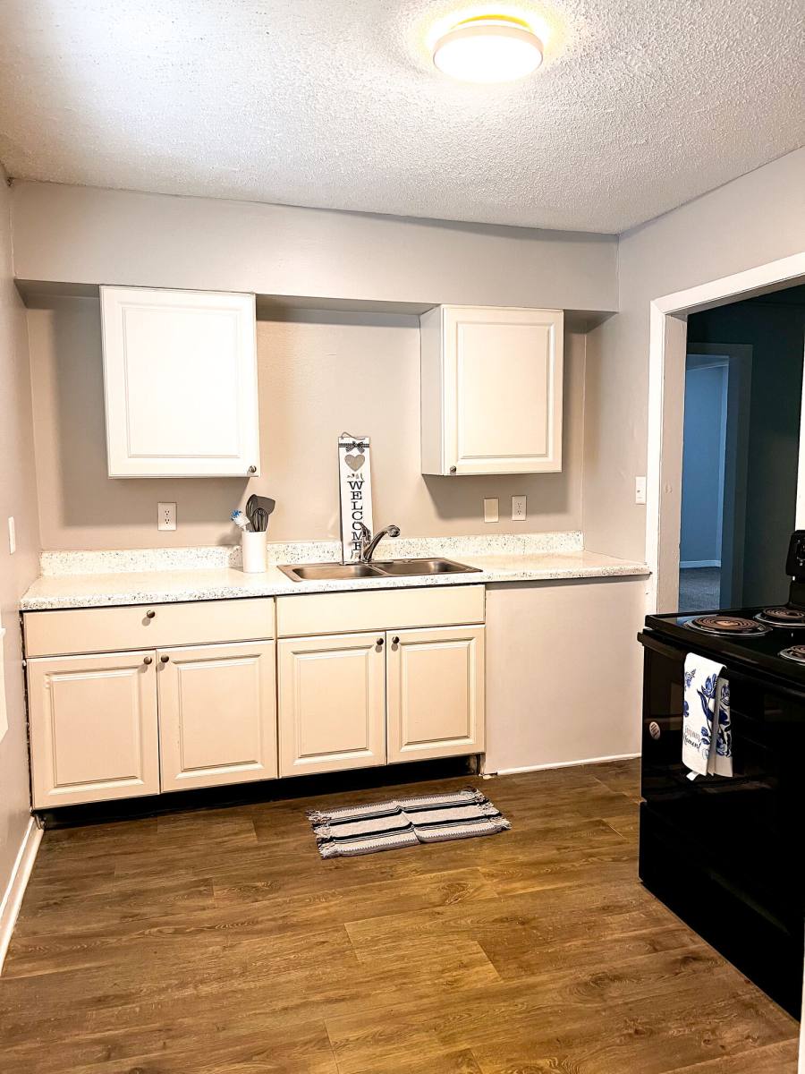 Apartment for rent at Ridgeside Flats, 3301 Pinewood Ave, Chattanooga, TN 37411