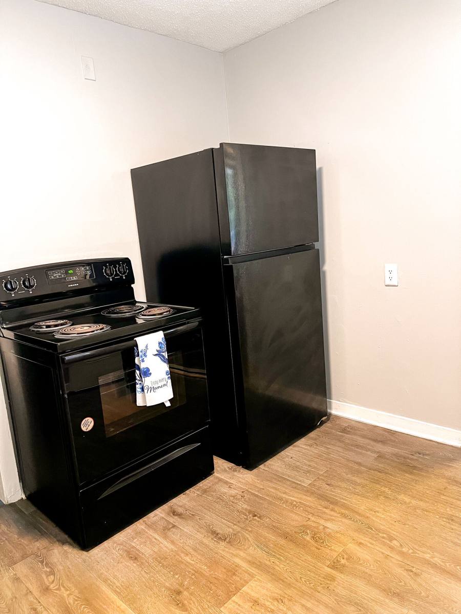 Apartment for rent at Ridgeside Flats, 3301 Pinewood Ave, Chattanooga, TN 37411