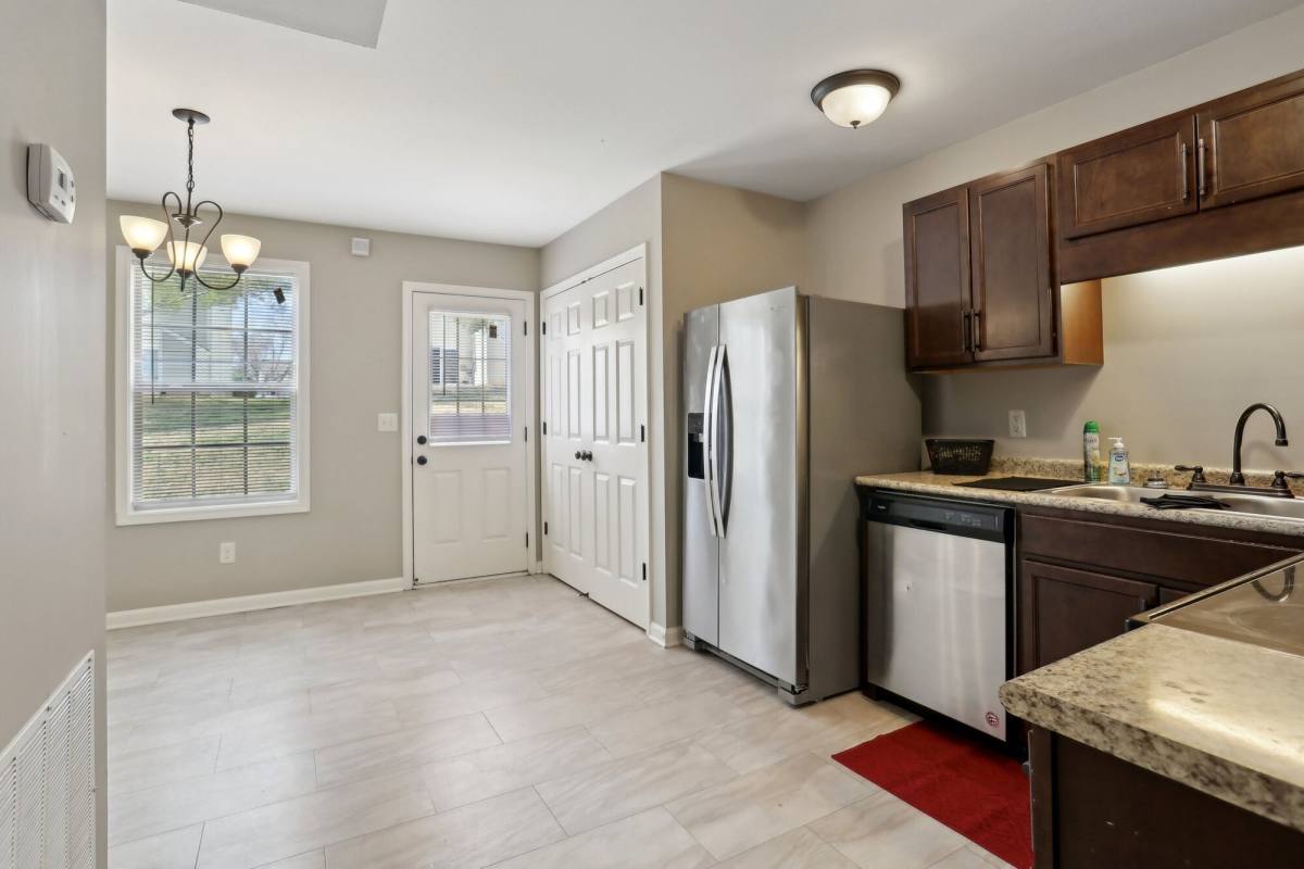 Apartment for rent at Northpark Commons, 430 Ringgold Rd, Clarksville, TN 37042