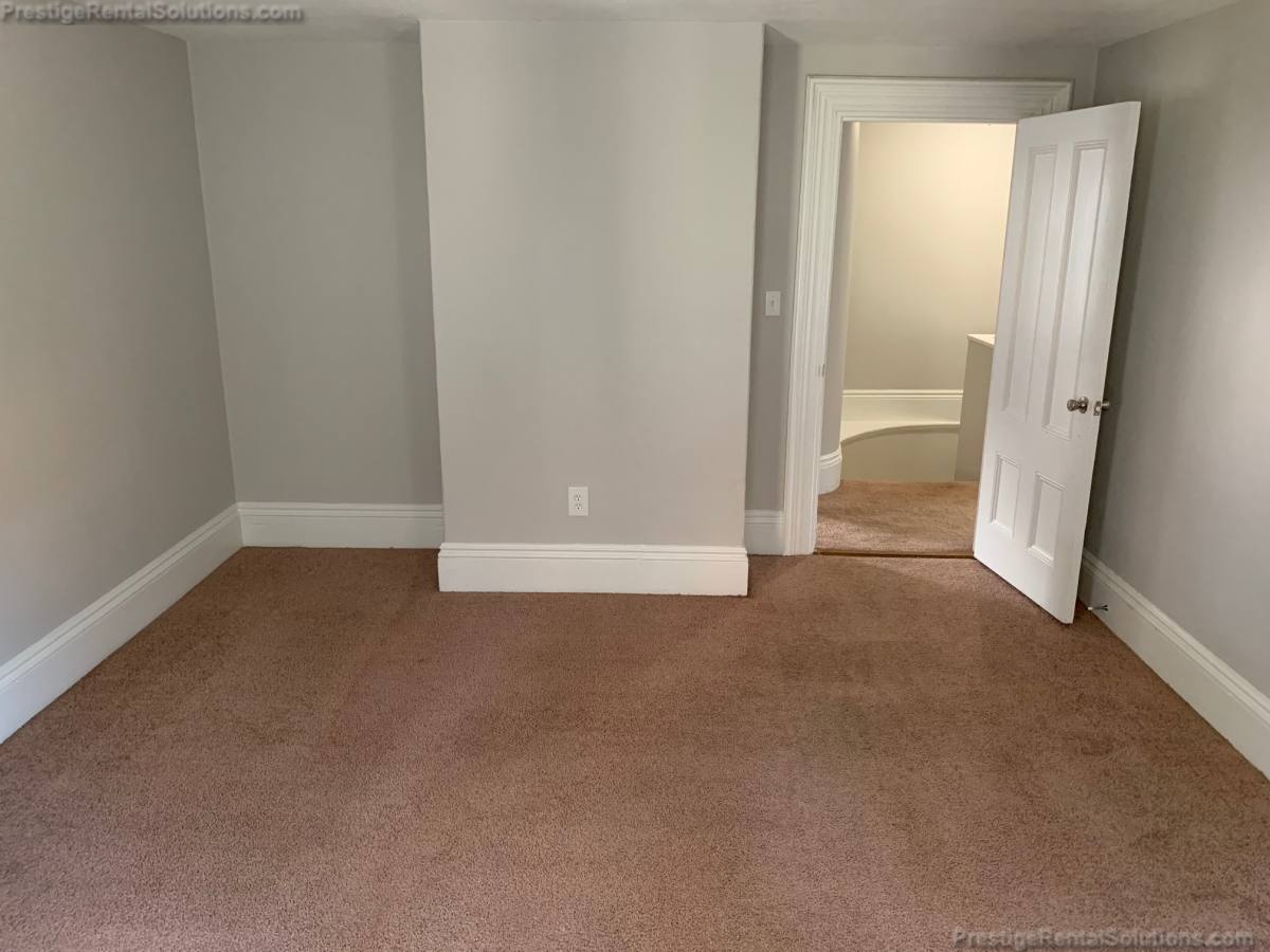 Apartment for rent at 21 Mansfield St #2, Allston, MA 02134