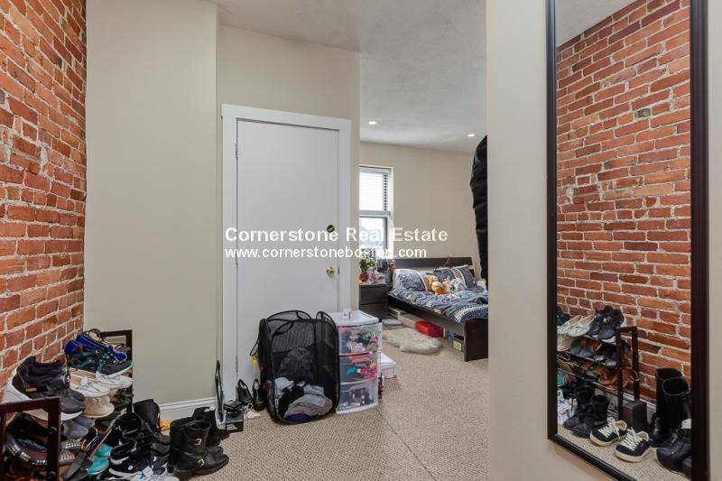 Apartment for rent at 14 Westland Ave #6, Boston, MA 02115