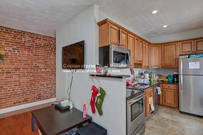 Apartment for rent at 14 Westland Ave #6, Boston, MA 02115