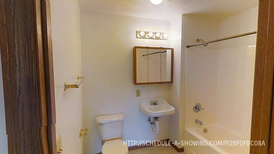 Apartment for rent at 1007 W Ridge St #5, Marquette, MI 49855
