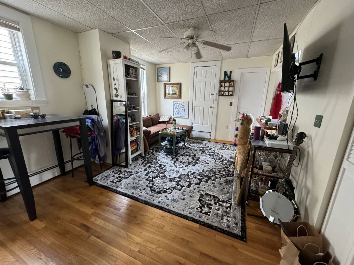 Apartment for rent at 280 Cypress St #3, Brookline, MA 02445
