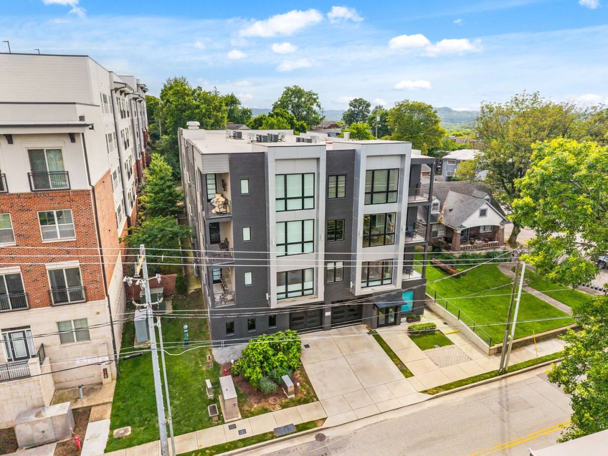 Condo for rent at 119 Acklen Park Dr, Nashville, TN 37203