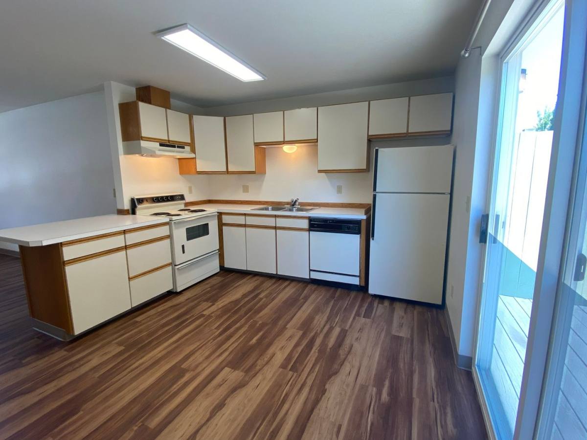 Apartment for rent at 1108 N Alder St, Ellensburg, WA 98926