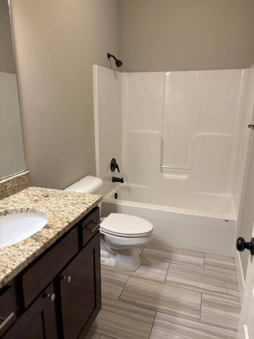 Townhouse for rent at 1801 & 1803 SW Stonegrove Rd, Bentonville, AR 72712