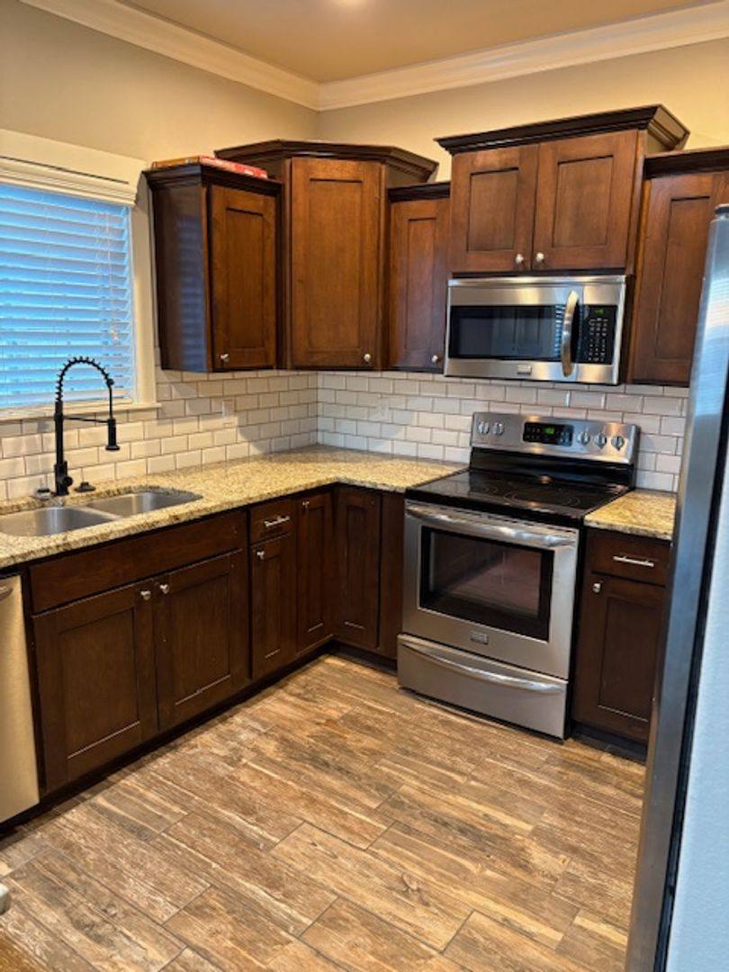 Townhouse for rent at 1801 & 1803 SW Stonegrove Rd, Bentonville, AR 72712