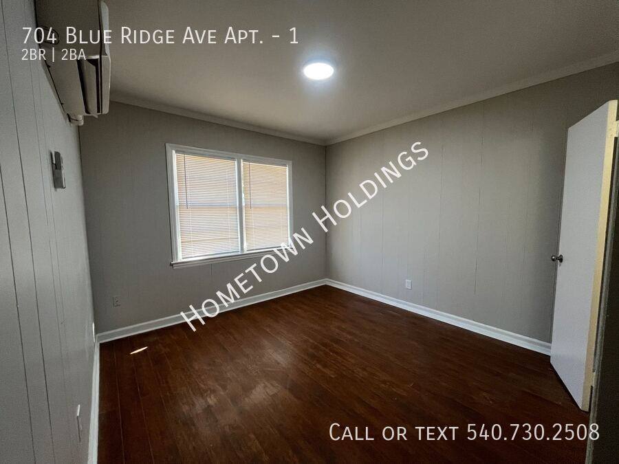 Apartment for rent at 704 Blue Ridge Ave #1, Bedford, VA 24523