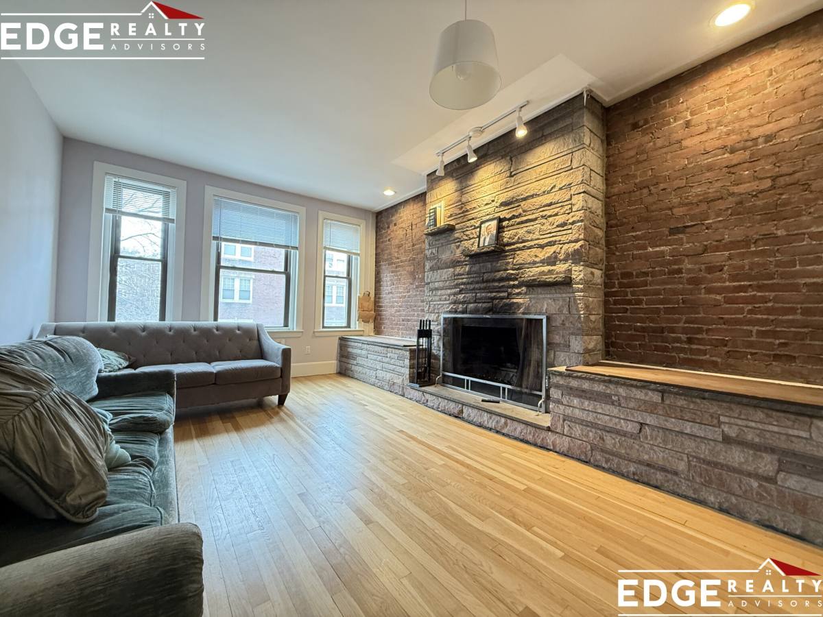 Apartment for rent at 39 Saint Paul St #2, Brookline, MA 02446