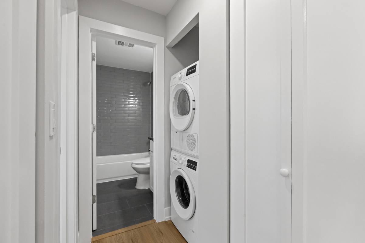 Apartment for rent at 1940 W Wilson #3L, Chicago, IL 60640