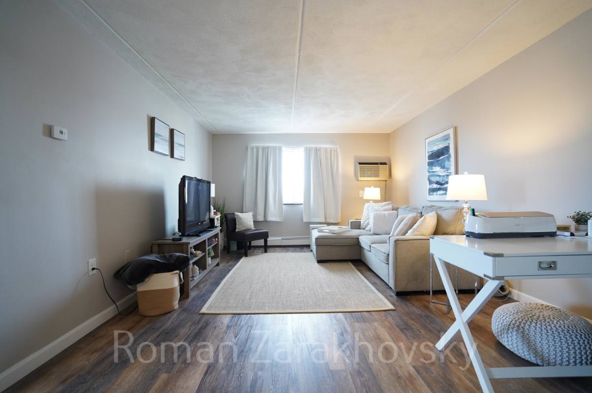 Apartment for rent at 14 Cottage Court #11A, Newton, MA 02458