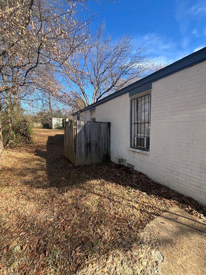 House for rent at 632 Harahan Rd, Memphis, TN 38109