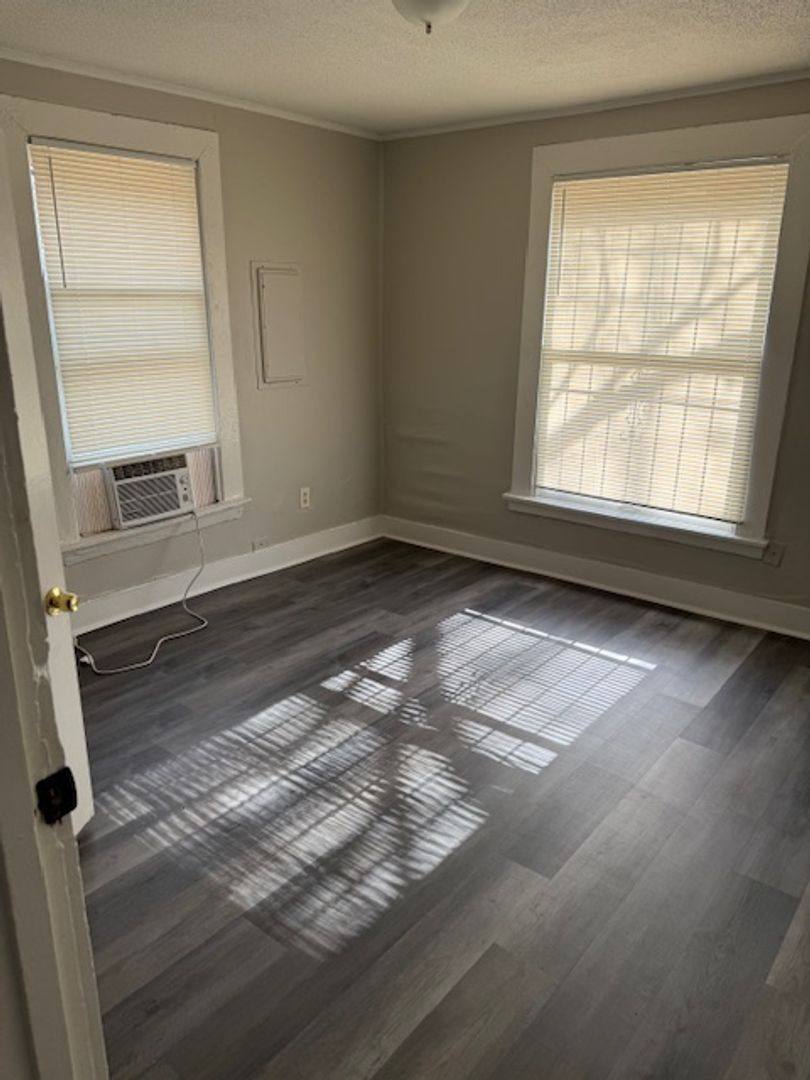 House for rent at 632 Harahan Rd, Memphis, TN 38109