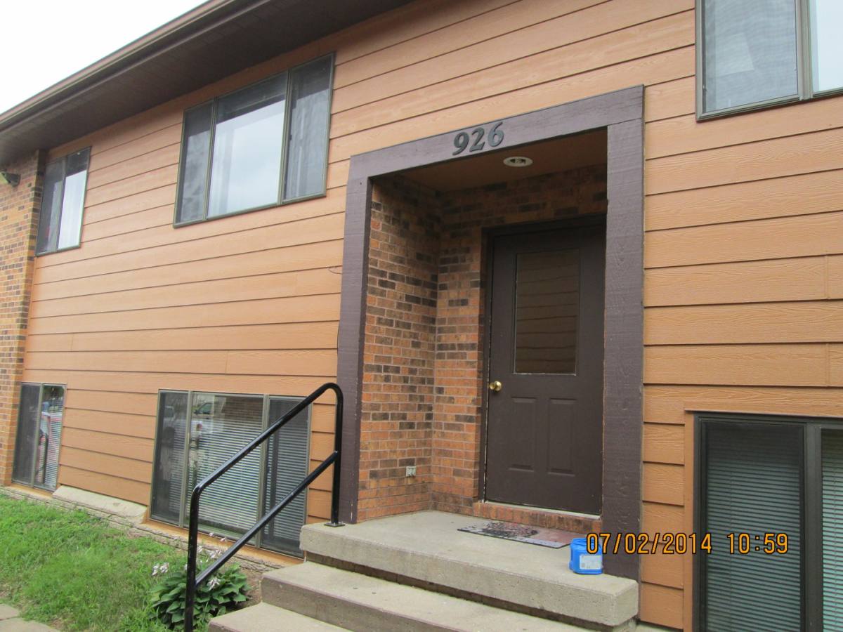 Apartment for rent at 926 Boston Way, Coralville, IA 52241