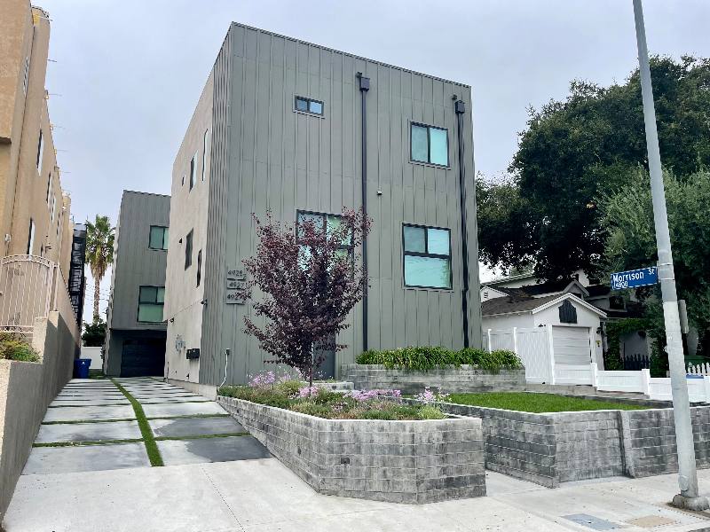 Townhouse for rent at 4927 1 2 Kester Ave #REAR Building, Right, Sherman Oaks, CA 91403