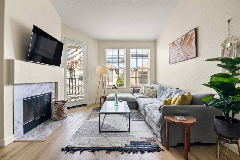 Townhouse for rent at 662 Sweet Pea Place, Encinitas, CA 92024
