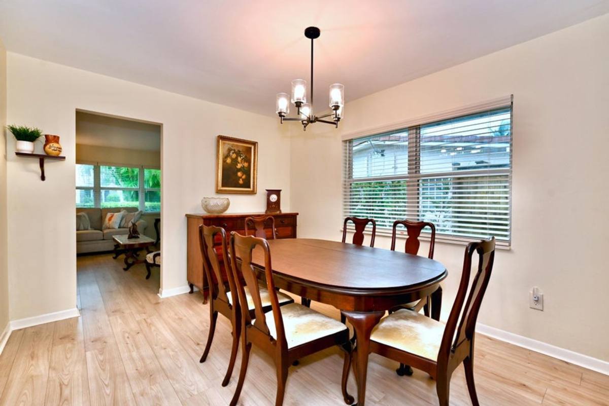 House for rent at 129 Alhambra Place, West Palm Beach, FL 33405