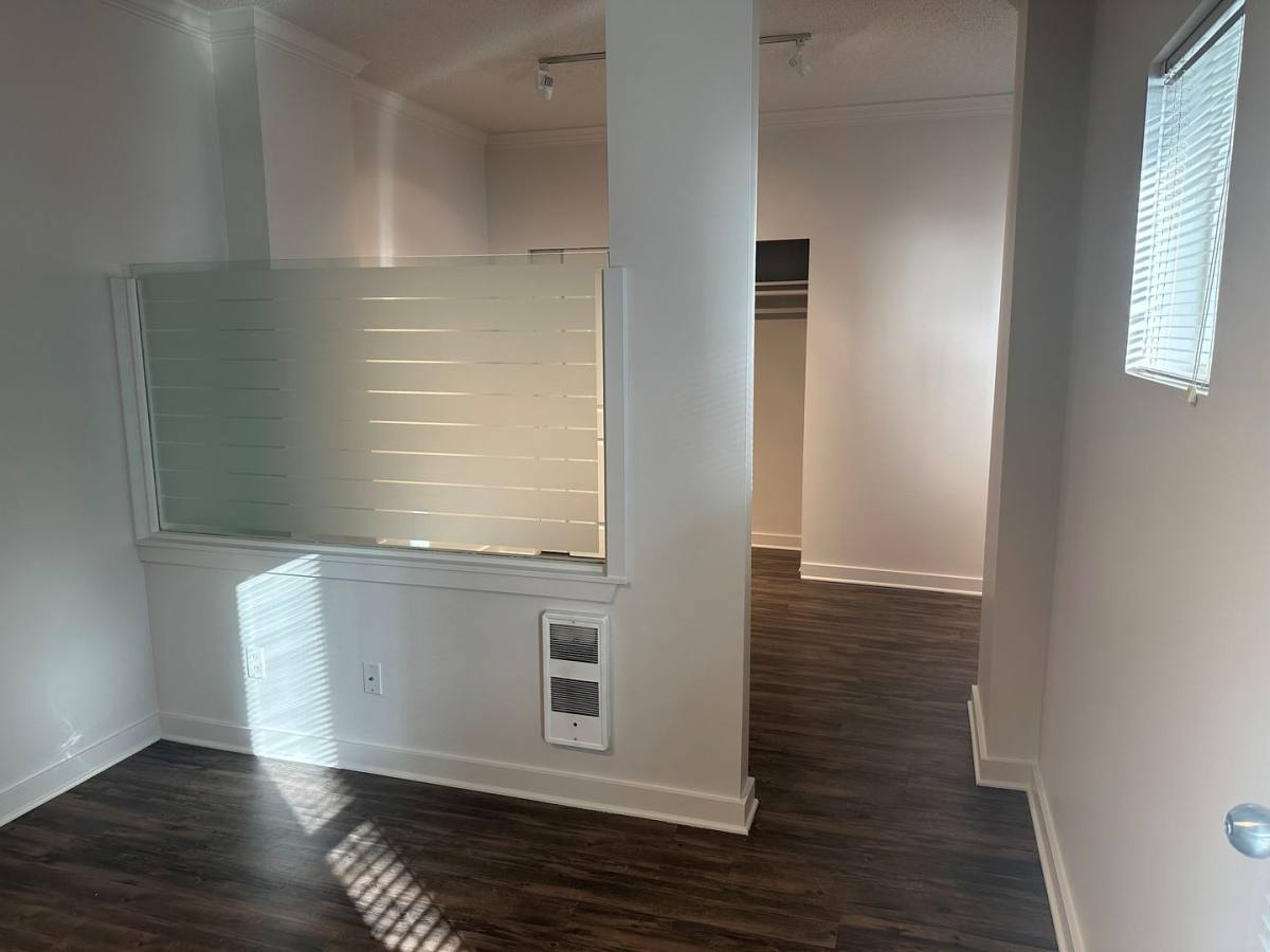 Apartment for rent at 1408 Western Ave, Seattle, WA 98101