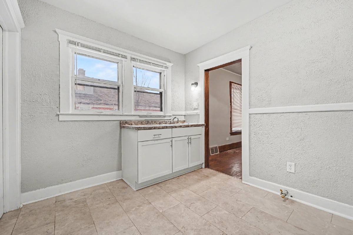 Townhouse for rent at 4586 Vancouver St, Detroit, MI 48204