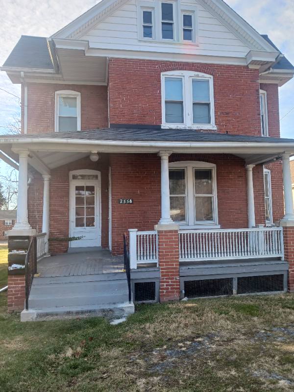 Apartment for rent at 2558 C Lititz Pike #C, Lancaster, PA 17601