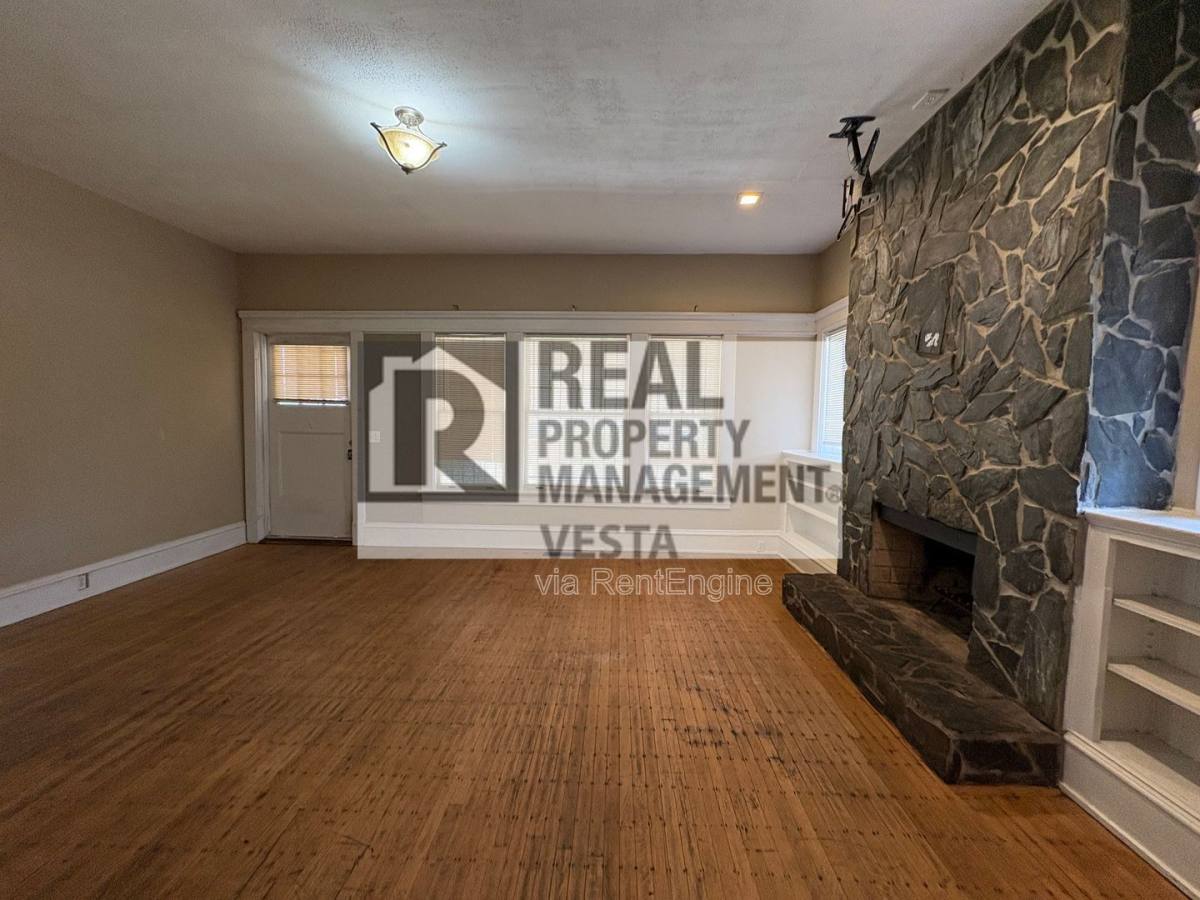 Apartment for rent at 2585 Napier Ave #A, Macon, GA 31204